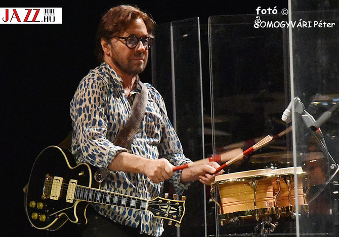 Al Di Meola - Mike Stern Band