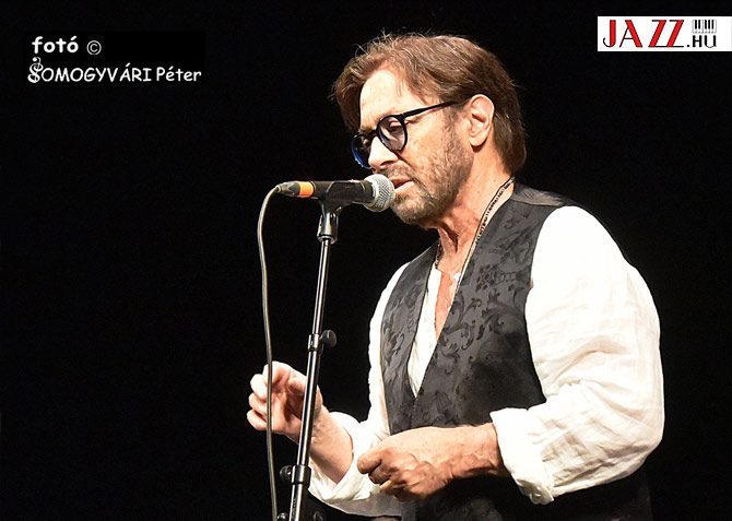 Al Di Meola