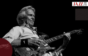 Fúziós jazz a negyedik dimenzióban / John McLaughlin újra magyar színpadon